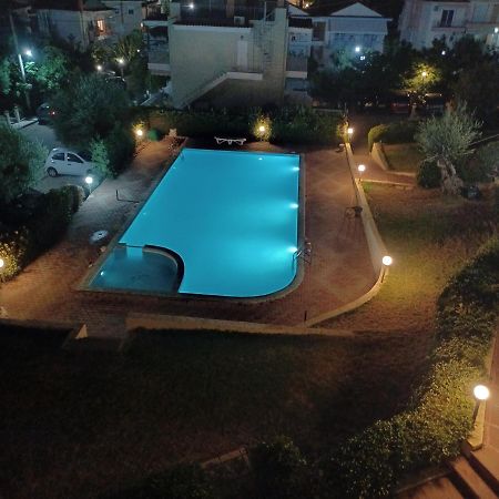 Gerakini 2Br Apt With Shared Pool Exteriör bild