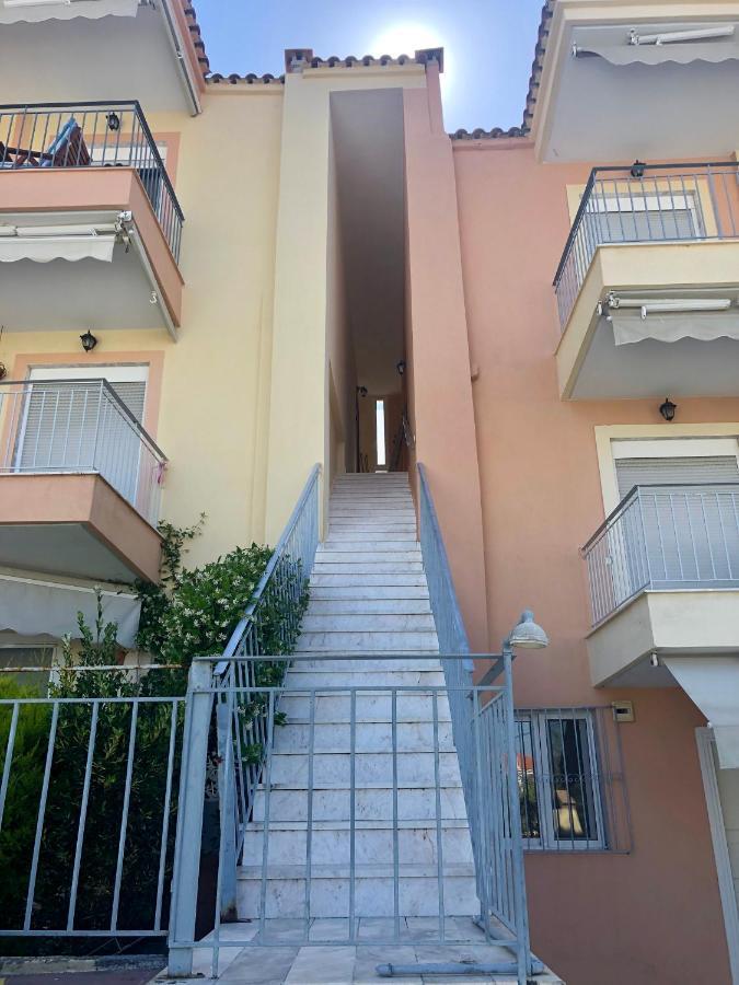 Gerakini 2Br Apt With Shared Pool Exteriör bild